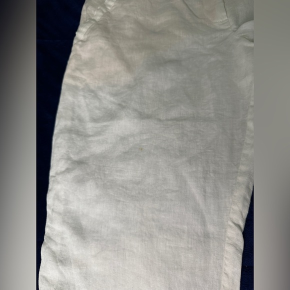 Marks & Spencer Women's white Bermudas - Picture 5 of 6